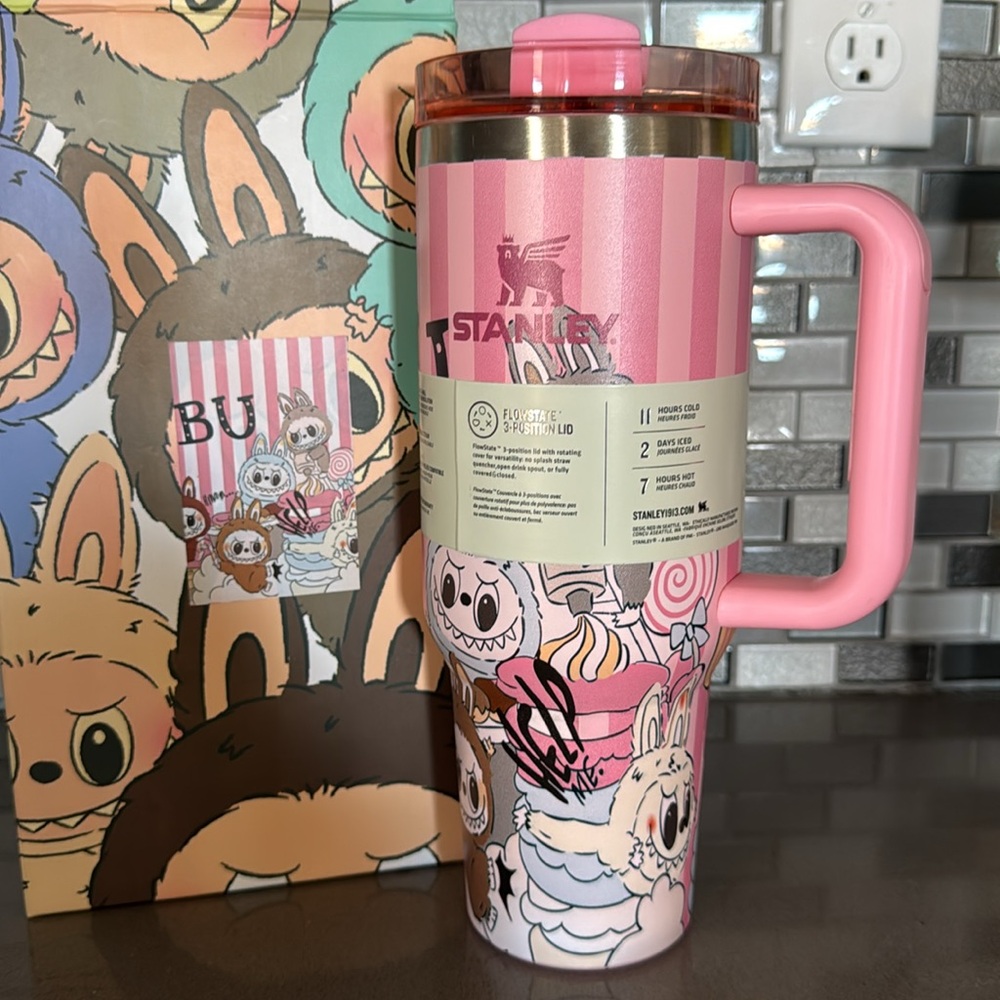 Stanley The Quencher H2.0 Flowstate Tumbler | 40 OZ / Labubu-Help Me / BRAND NEW - Picture 6 of 13